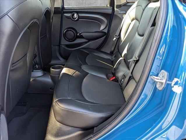 used 2022 MINI Hardtop car, priced at $22,067