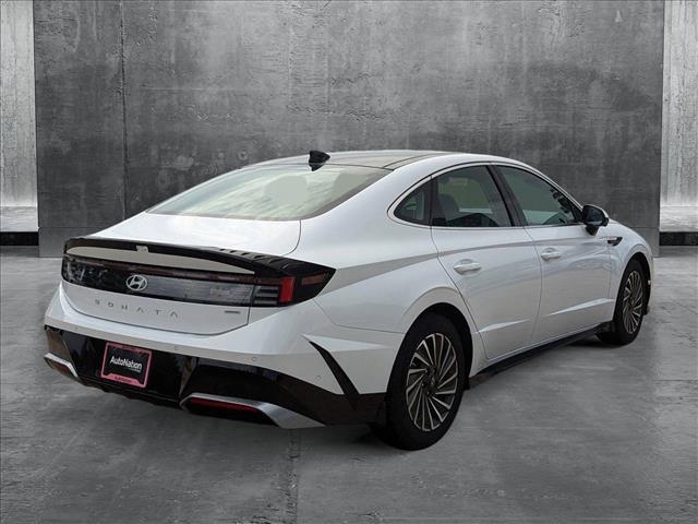 new 2025 Hyundai Sonata Hybrid car, priced at $40,003