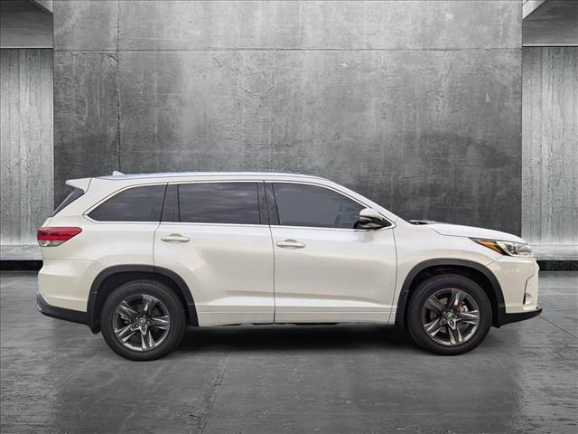 used 2019 Toyota Highlander car, priced at $28,672