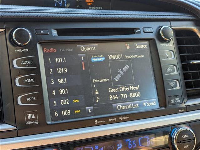 used 2019 Toyota Highlander car, priced at $26,044