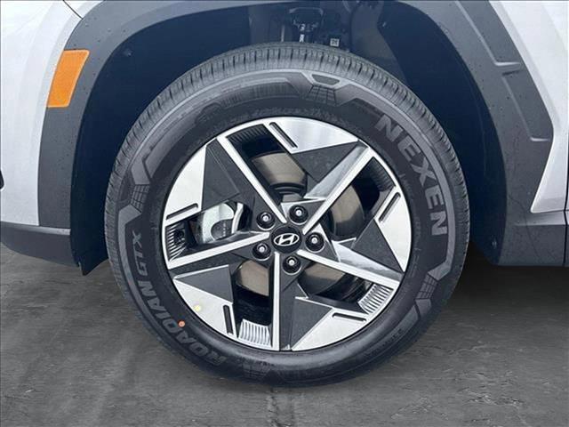 new 2025 Hyundai TUCSON Hybrid car, priced at $38,470