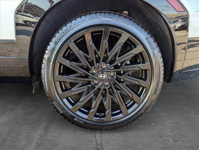 new 2025 Hyundai Santa Fe car, priced at $48,089
