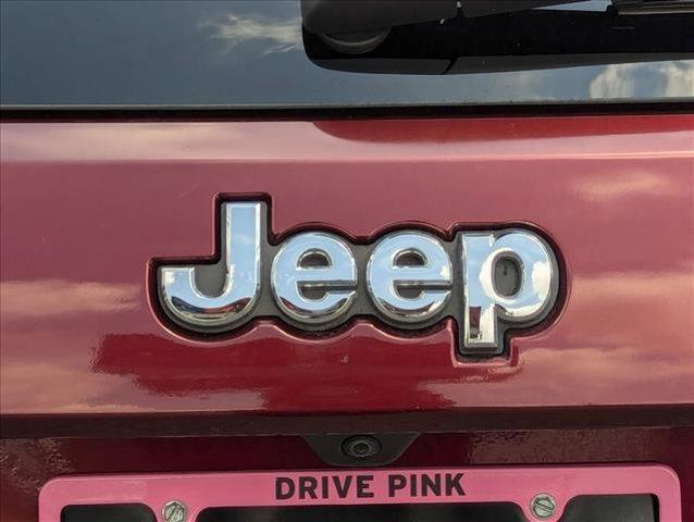 used 2017 Jeep Grand Cherokee car, priced at $18,777