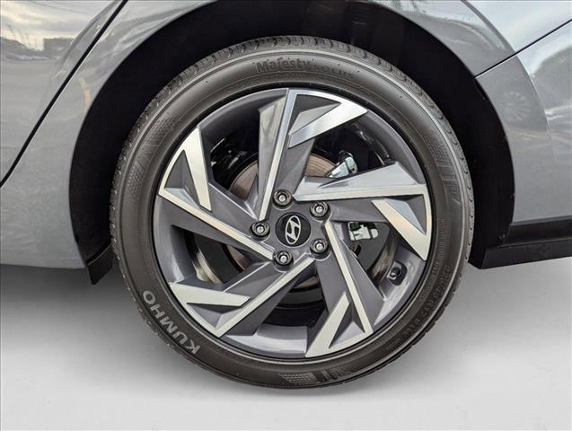 new 2024 Hyundai Elantra car, priced at $24,995
