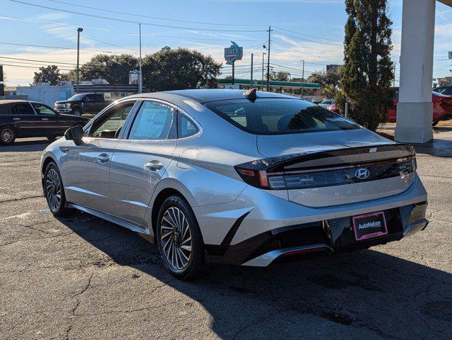 new 2025 Hyundai Sonata Hybrid car, priced at $39,323