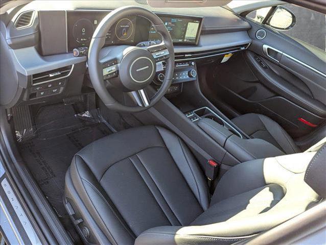 new 2025 Hyundai Sonata Hybrid car, priced at $39,323