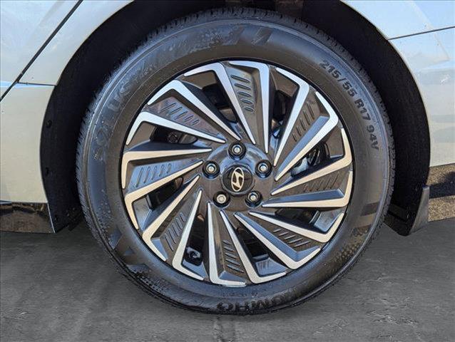 new 2025 Hyundai Sonata Hybrid car, priced at $39,323