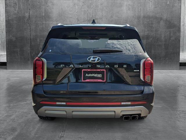 used 2024 Hyundai Palisade car, priced at $44,827