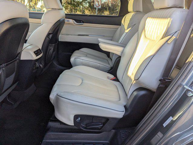 used 2024 Hyundai Palisade car, priced at $40,351