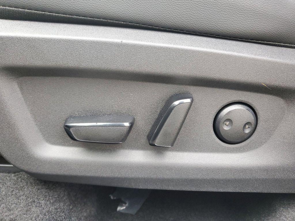 new 2025 Nissan Murano car, priced at $46,821