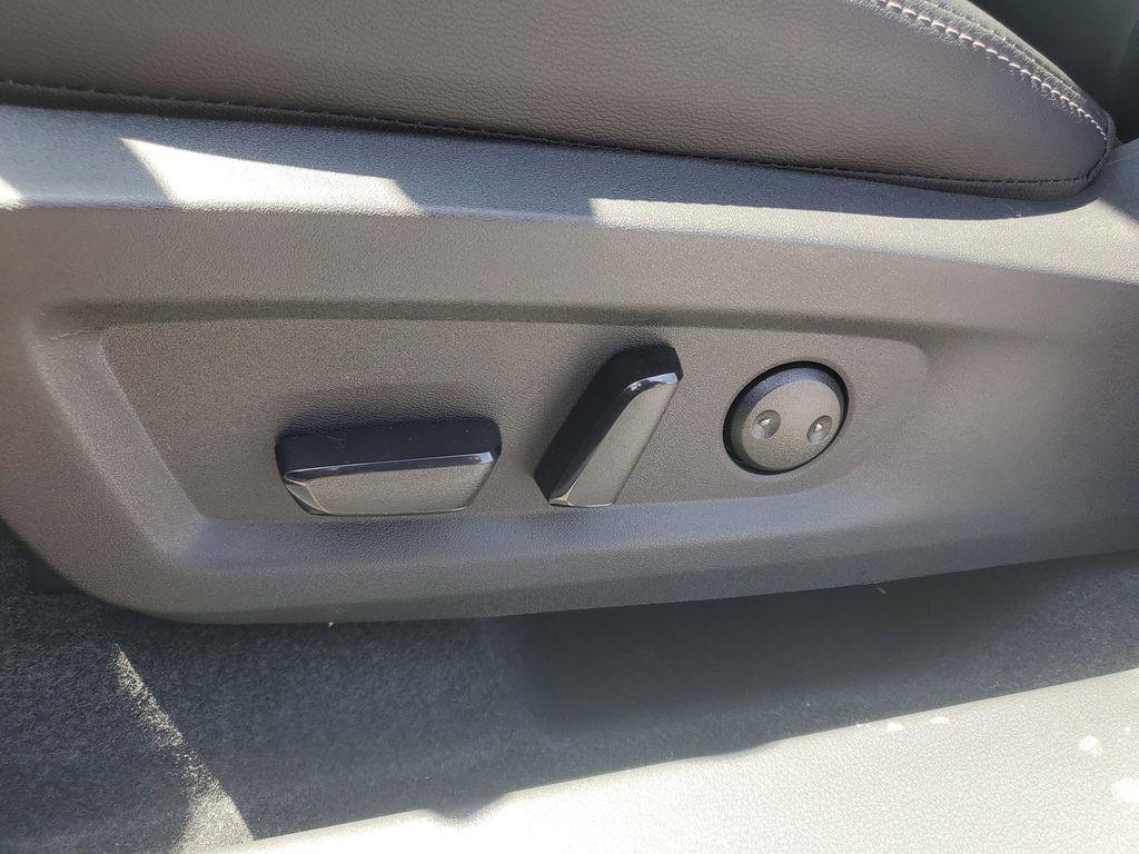 new 2025 Nissan Murano car, priced at $42,310