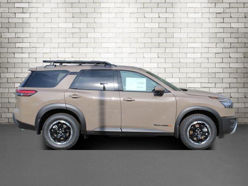 new 2024 Nissan Pathfinder car, priced at $46,575