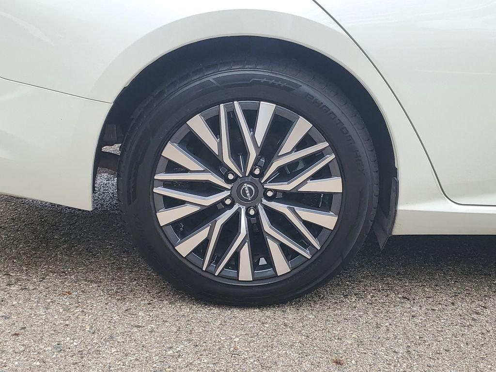 used 2023 Nissan Altima car, priced at $20,457