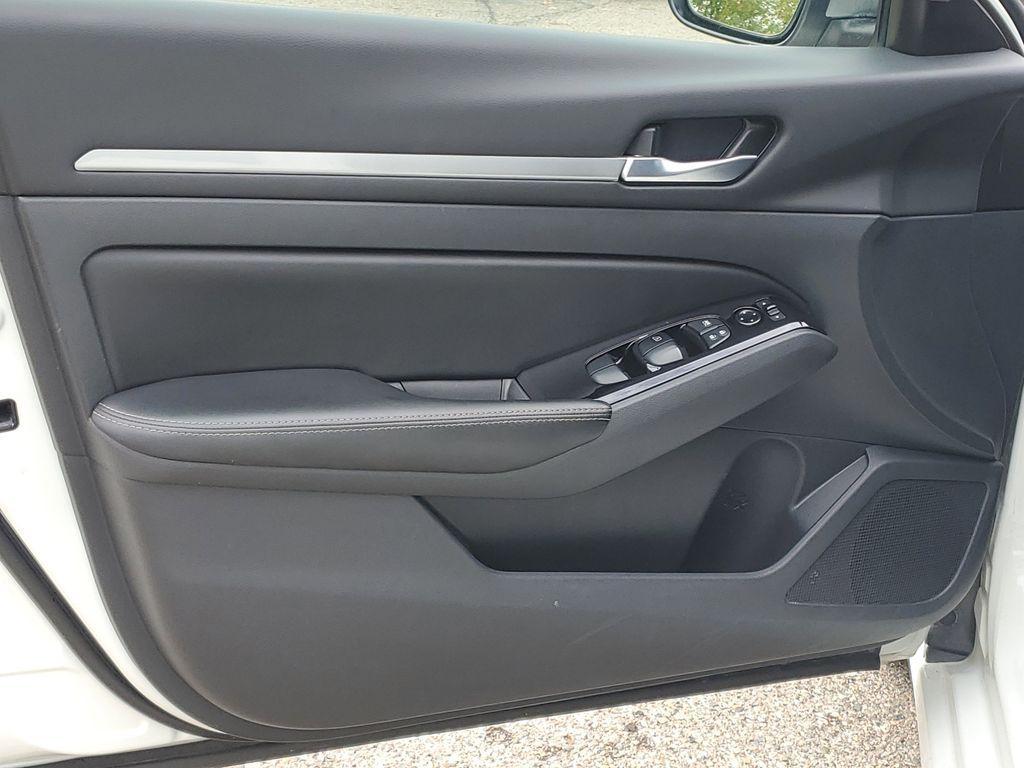 used 2023 Nissan Altima car, priced at $20,457