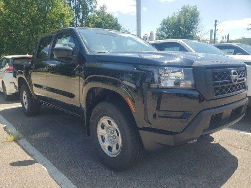 new 2024 Nissan Frontier car, priced at $37,460