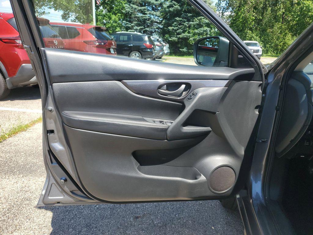 used 2020 Nissan Rogue car, priced at $13,450