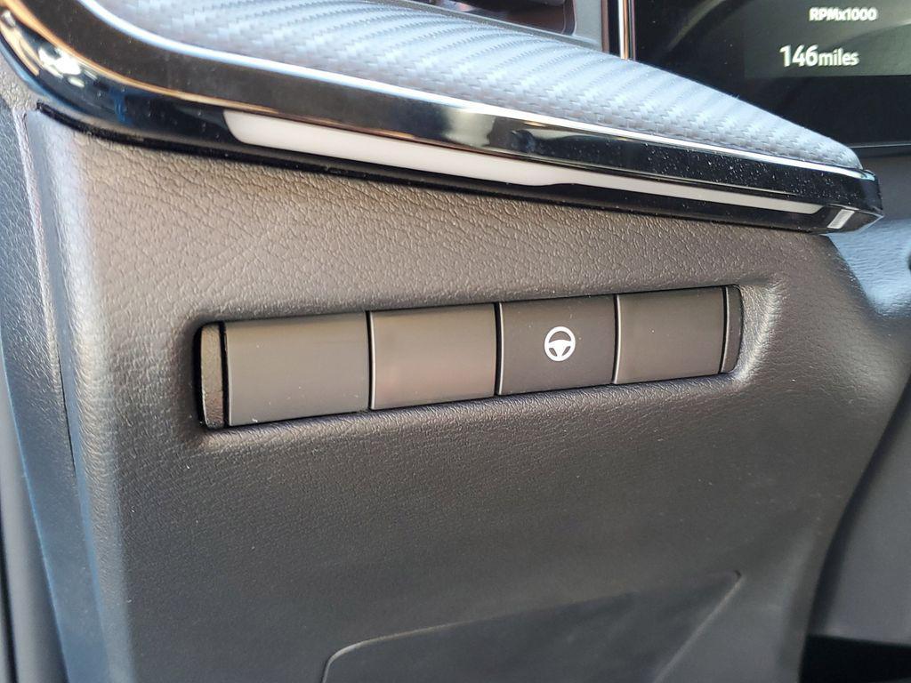 new 2025 Nissan Kicks car, priced at $30,330