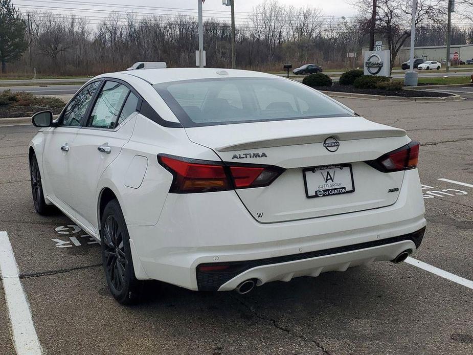 new 2025 Nissan Altima car, priced at $32,090