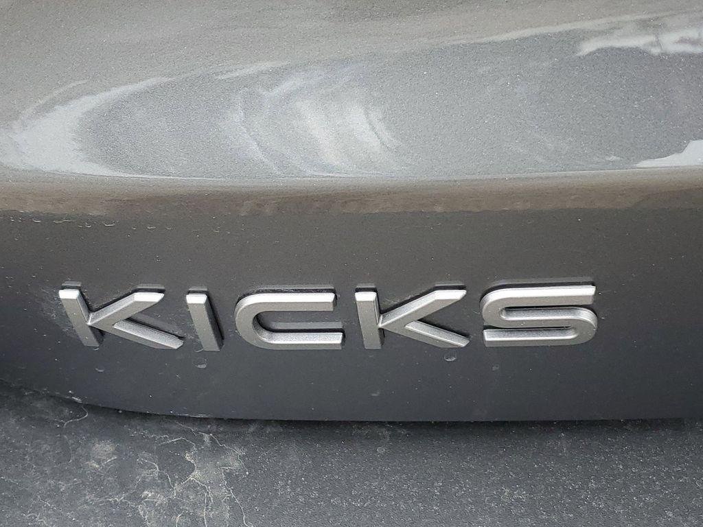 new 2025 Nissan Kicks car