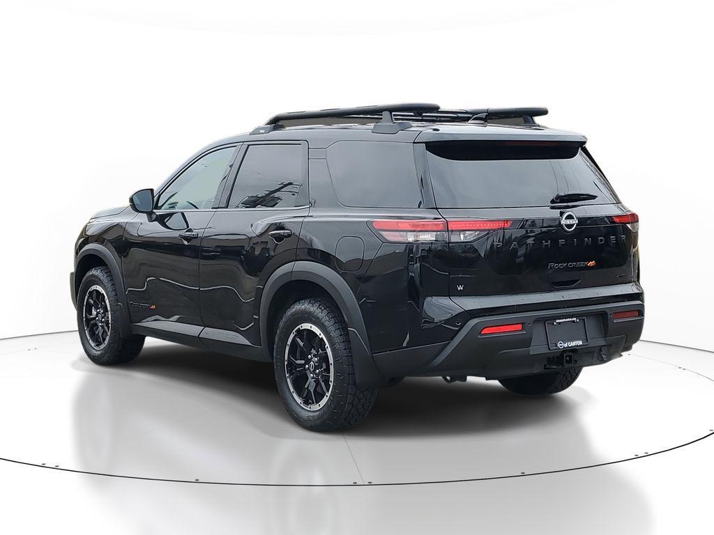 new 2025 Nissan Pathfinder car, priced at $44,257