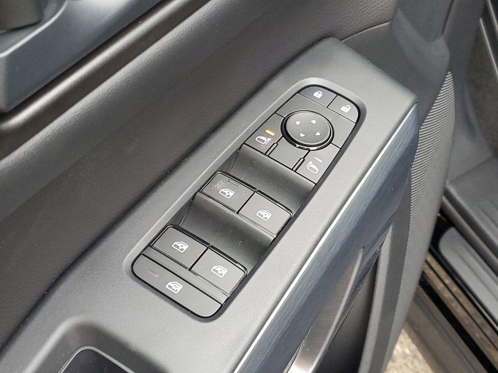 new 2025 Nissan Pathfinder car, priced at $44,257