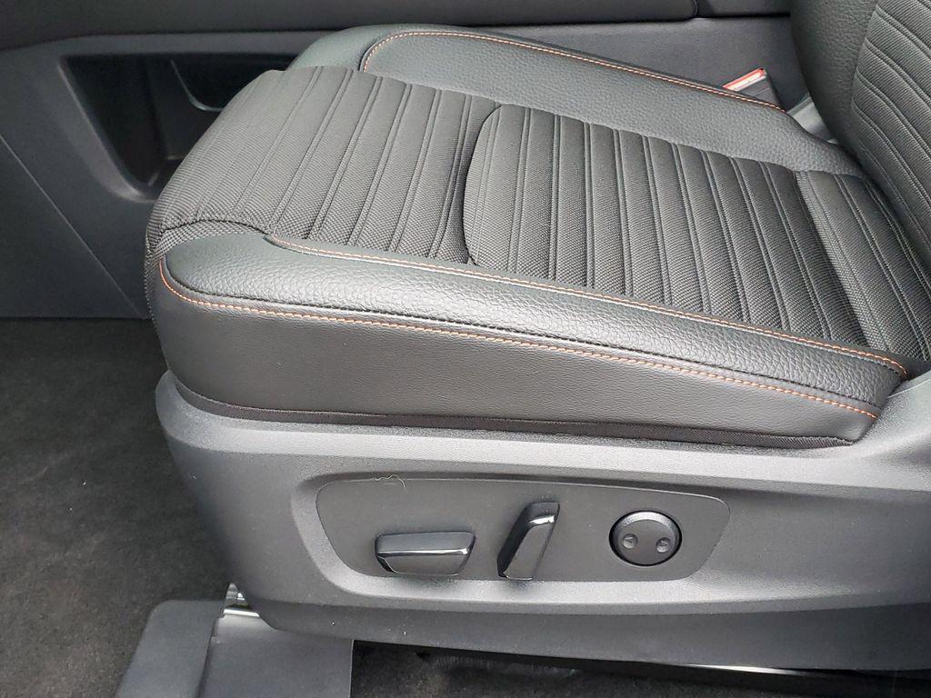 new 2025 Nissan Pathfinder car, priced at $44,257