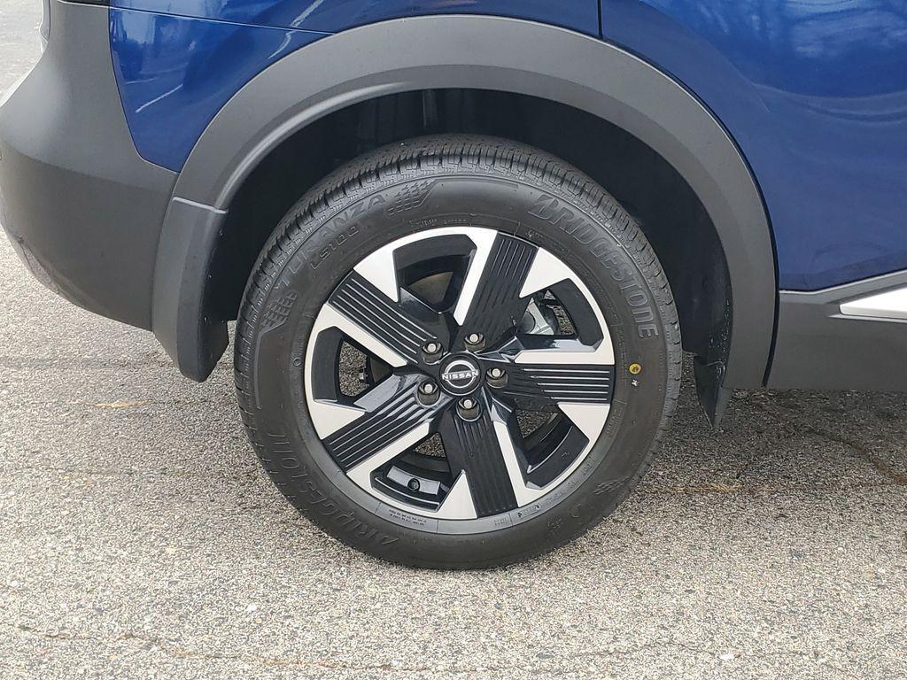 new 2026 Nissan Kicks car, priced at $27,949