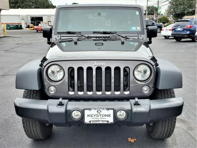 used 2016 Jeep Wrangler Unlimited car, priced at $21,978