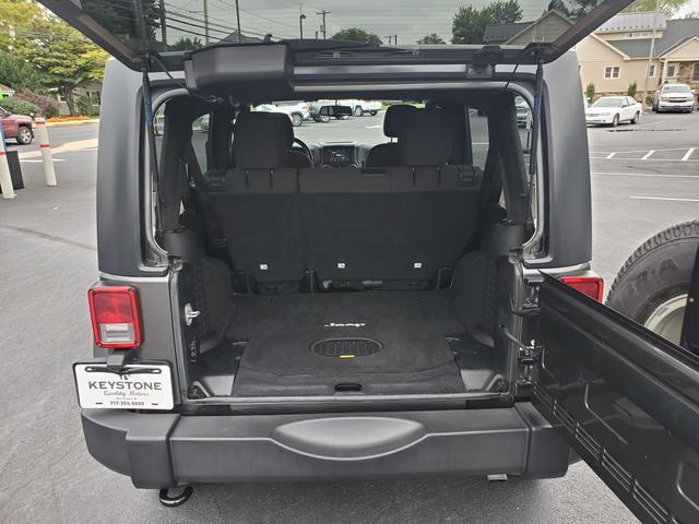 used 2016 Jeep Wrangler Unlimited car, priced at $21,978