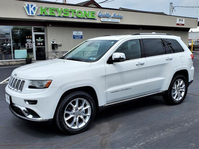 used 2014 Jeep Grand Cherokee car, priced at $23,874