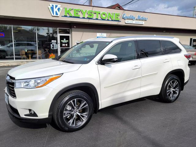 used 2016 Toyota Highlander car, priced at $17,995