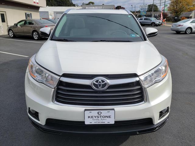 used 2016 Toyota Highlander car, priced at $17,995