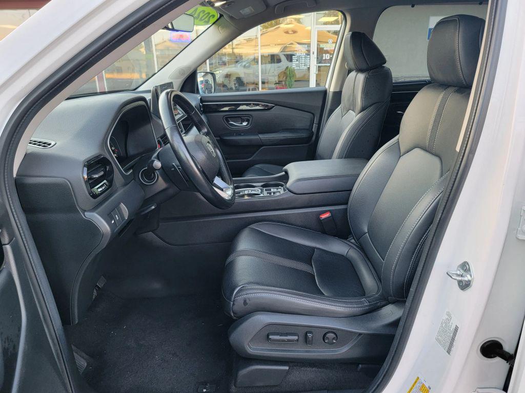 used 2024 Honda Pilot car, priced at $29,950