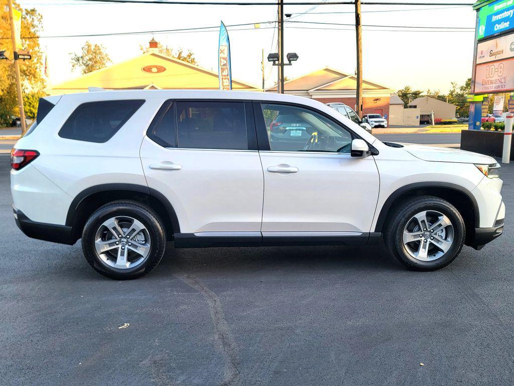 used 2024 Honda Pilot car, priced at $29,950