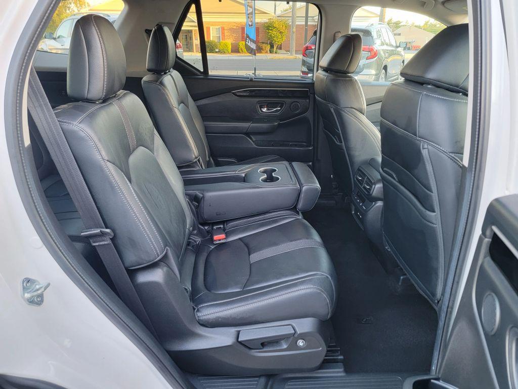 used 2024 Honda Pilot car, priced at $29,950