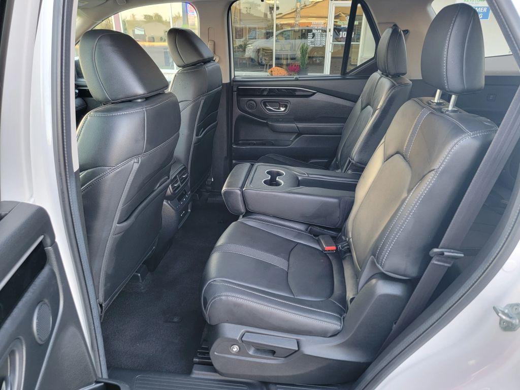 used 2024 Honda Pilot car, priced at $29,950