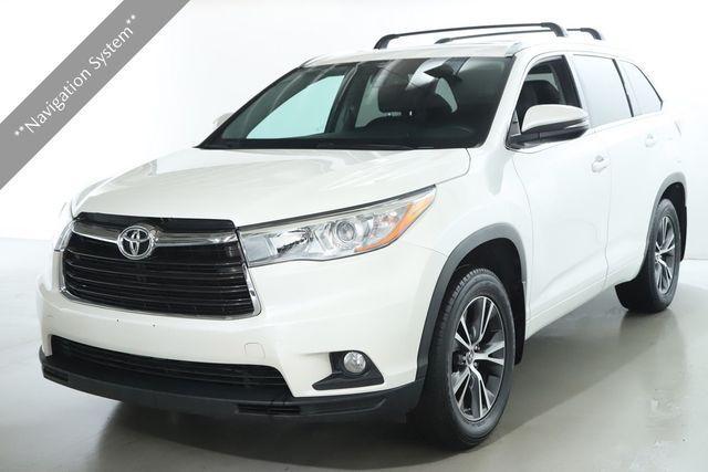 used 2016 Toyota Highlander car, priced at $19,500