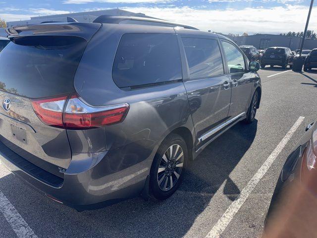 used 2018 Toyota Sienna car, priced at $13,900