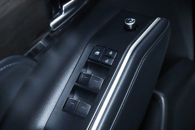 used 2021 Toyota Highlander car, priced at $42,400