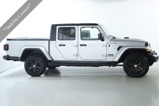 used 2022 Jeep Gladiator car, priced at $29,500