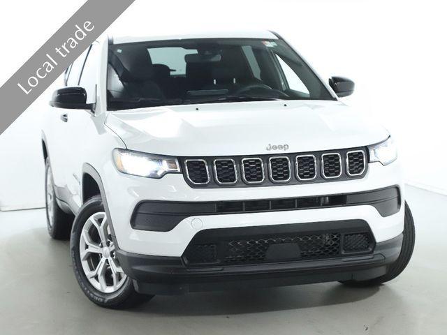 used 2024 Jeep Compass car, priced at $21,000