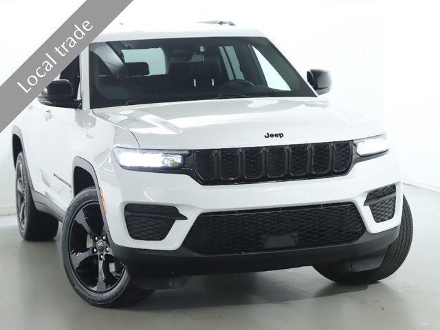 used 2023 Jeep Grand Cherokee car, priced at $28,700