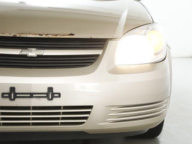 used 2005 Chevrolet Cobalt car, priced at $5,500