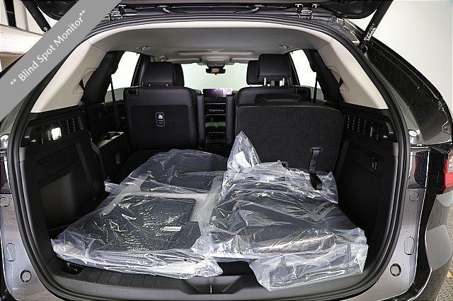 new 2025 Mazda CX-90 car, priced at $43,920