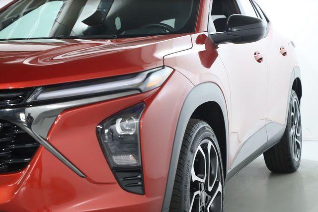 used 2024 Chevrolet Trax car, priced at $25,300