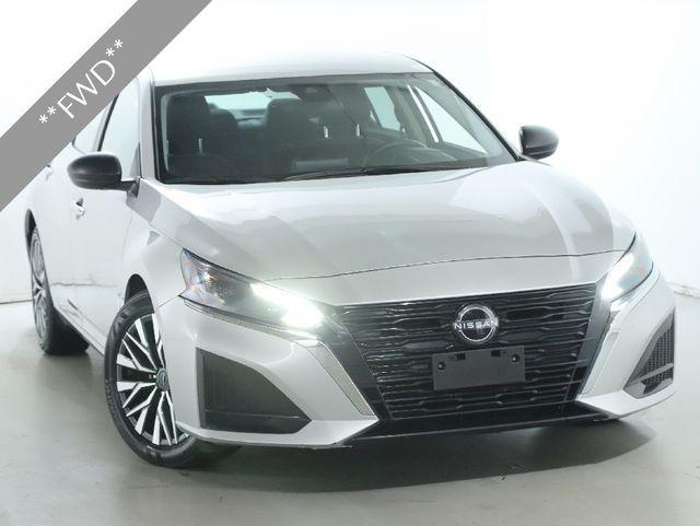 used 2024 Nissan Altima car