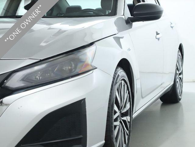 used 2024 Nissan Altima car