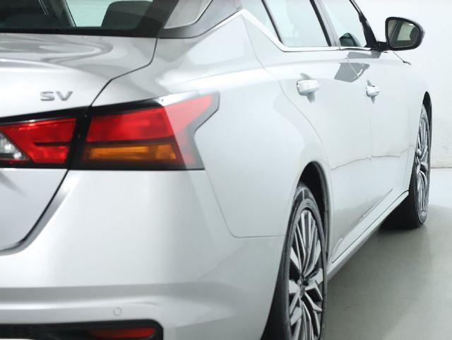 used 2024 Nissan Altima car