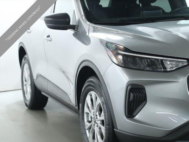 used 2023 Ford Escape car, priced at $22,500