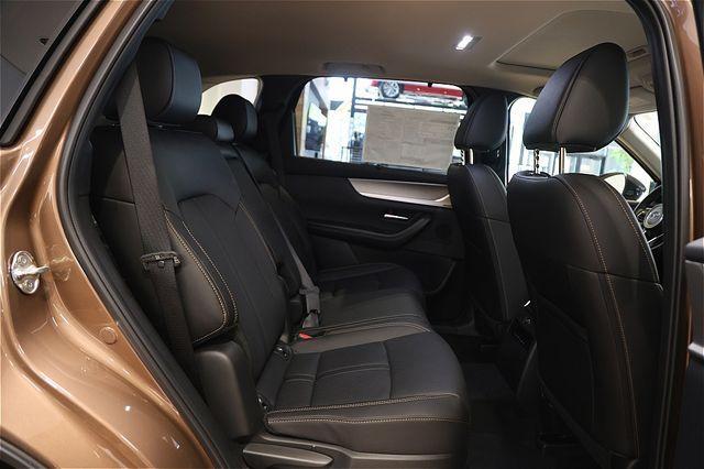 new 2025 Mazda CX-70 car, priced at $49,280